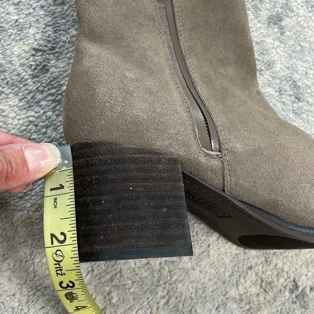New Blondo Waterproof Sonali Ankle Boot Dark Taupe Suede Stacked Heel Sz 6